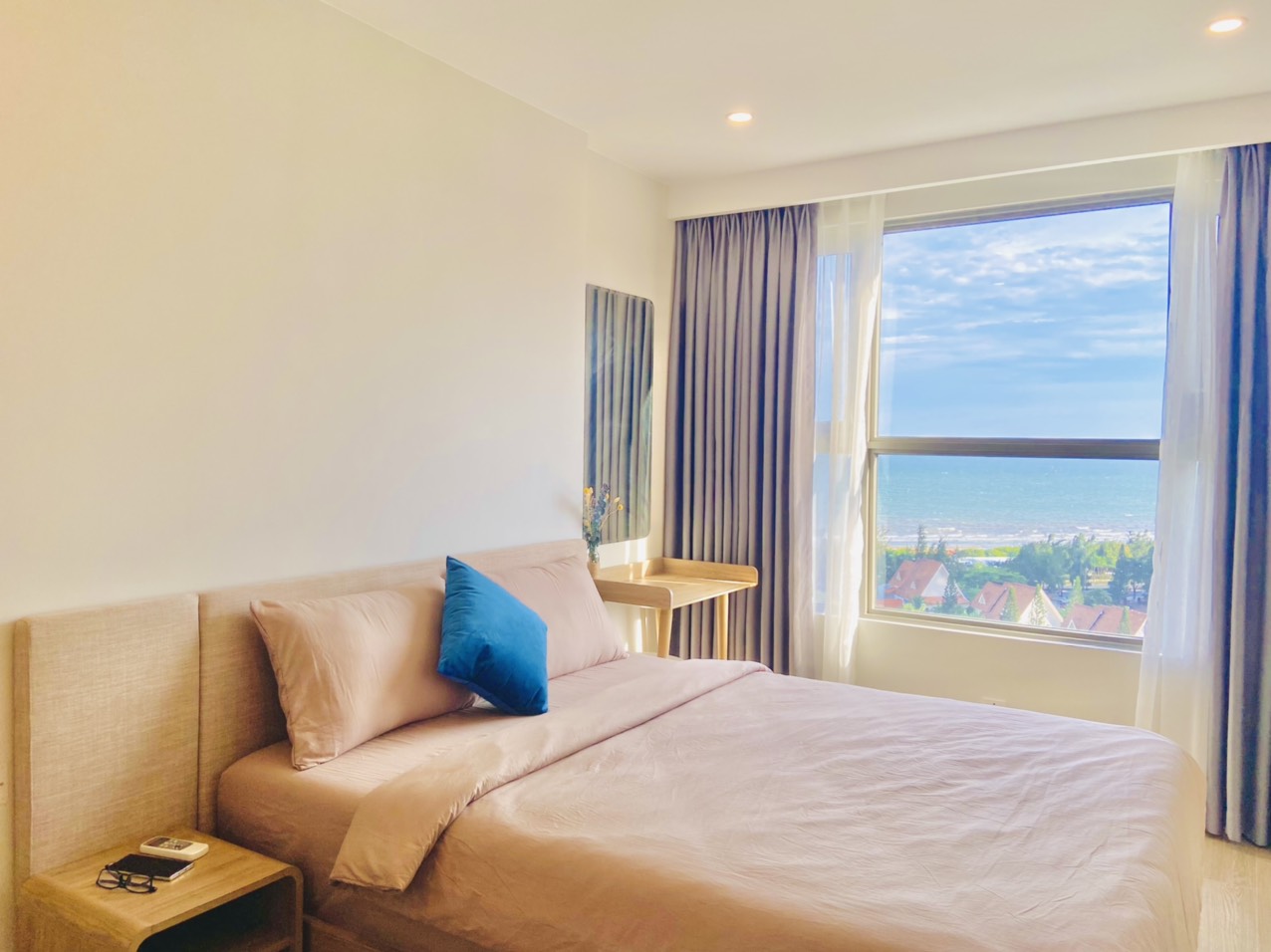 Ban công view biển