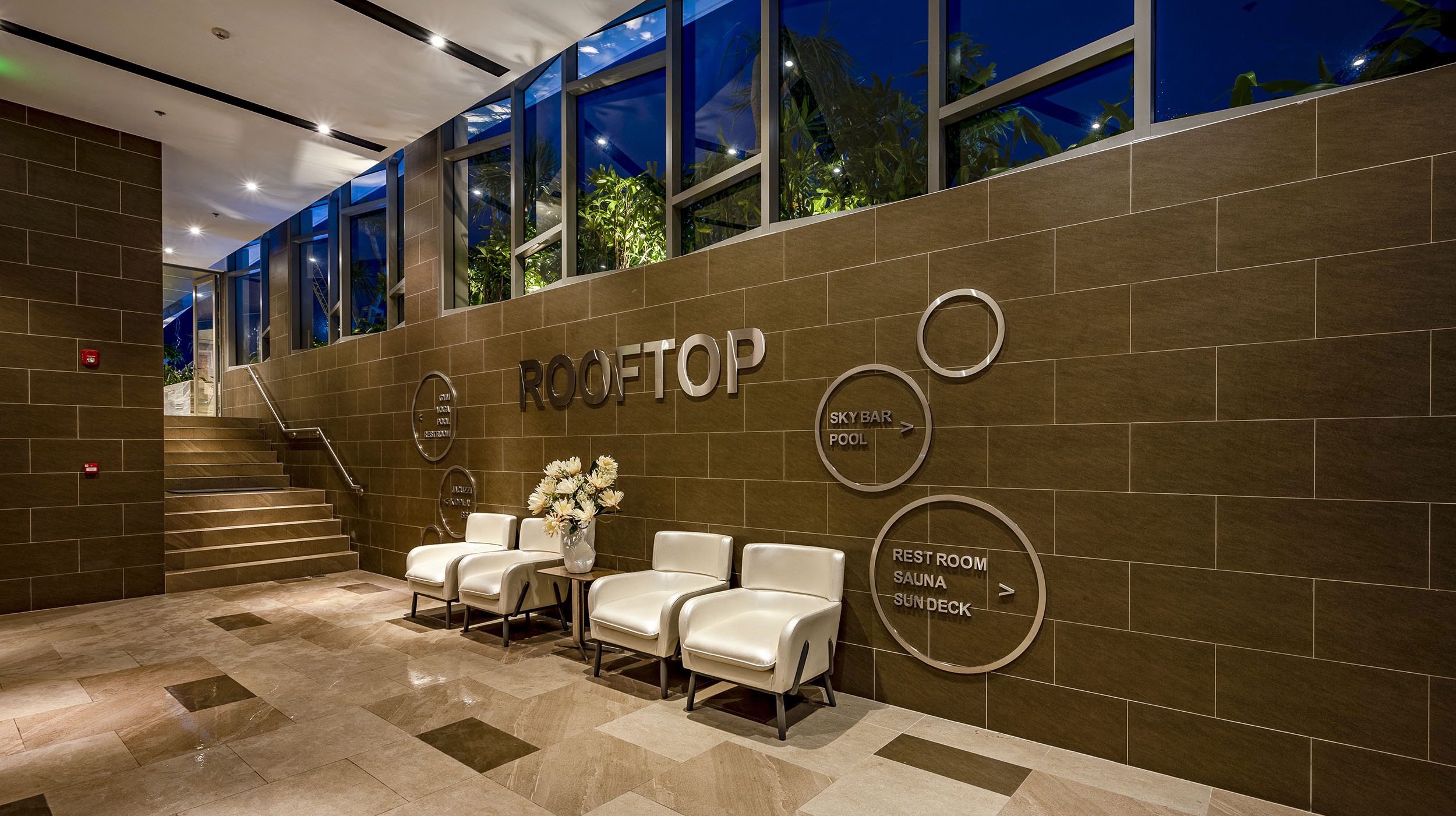 Sảnh Rooftop – khu chờ & lối vào tiện ích trên cao